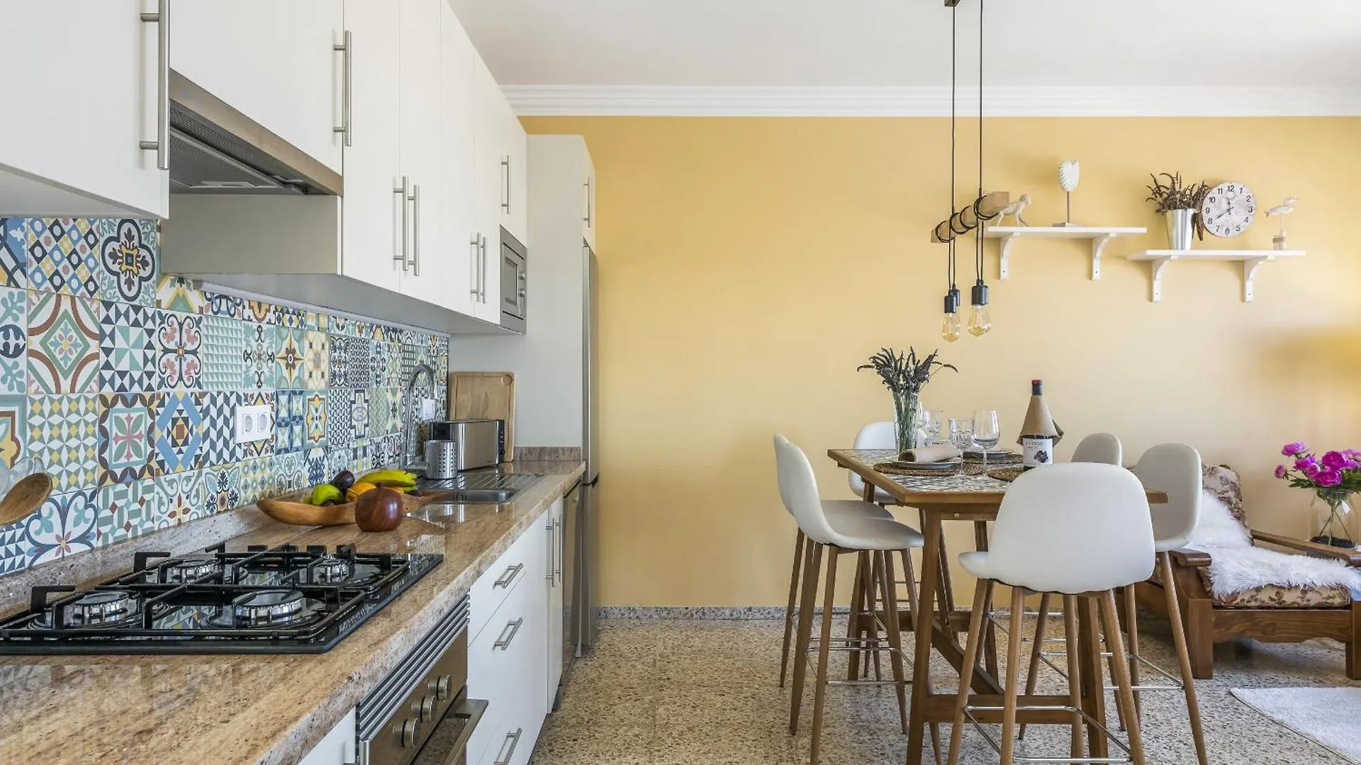 Central Penthouse, Close To The Natural Pools With Big Terrace, Ocean & City View Garachico